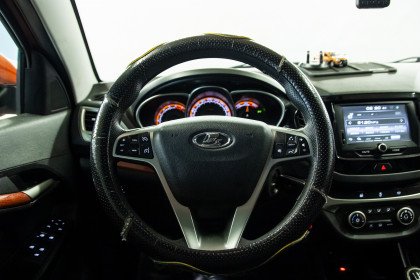 Продажа Lada (ВАЗ) Vesta I SW Cross 1.8 MT (122 л.с.) 2019 Оранжевый в Автодом