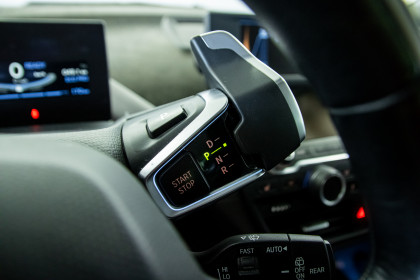 Продажа BMW i3 I (I01) Рестайлинг 94Ah 0.0 AT (170 л.с.) 2018 Серый в Автодом