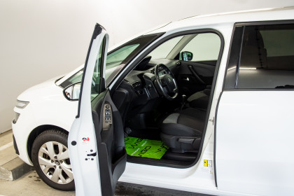 Продажа Citroen C4 Picasso II Рестайлинг Grand 1.6 MT (115 л.с.) 2017 Белый в Автодом