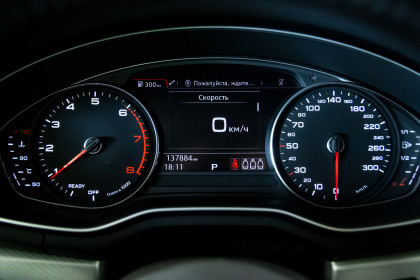 Продажа Audi A4 V (B9) 1.4 AMT (150 л.с.) 2017 Серый в Автодом