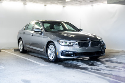 Продажа BMW 5 серии VII (G30/G31) 530i 2.0 AT (252 л.с.) 2017 Серый в Автодом