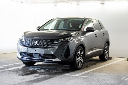 Продажа Peugeot 3008 II Рестайлинг 1.2 MT (130 л.с.) 2021 Серый в Автодом