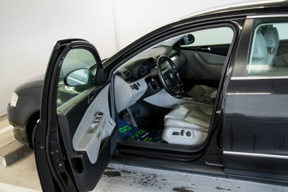 Продажа Volkswagen Passat B6 2.0 AT (200 л.с.) 2008 Черный в Автодом
