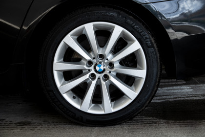 Продажа BMW 5 серии VI (F10/F11/F07) Рестайлинг 520d 2.0 AT (190 л.с.) 2015 Черный в Автодом