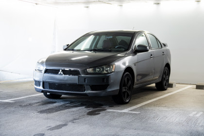 Продажа Mitsubishi Lancer X 2.0 CVT (150 л.с.) 2009 Серый в Автодом