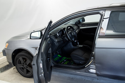 Продажа Mitsubishi Lancer X 2.0 CVT (150 л.с.) 2009 Серый в Автодом
