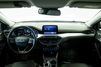 Продажа Ford Focus IV 1.5 AT (120 л.с.) 2020 Серебристый в Автодом