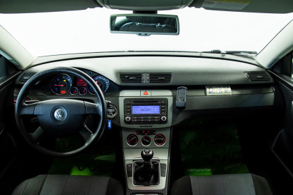 Продажа Volkswagen Passat B6 1.9 MT (105 л.с.) 2005 Синий в Автодом