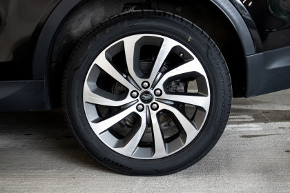 Продажа Land Rover Discovery Sport I Рестайлинг 2.0 AT (249 л.с.) 2020 Черный в Автодом