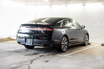 Продажа Lincoln MKZ II Рестайлинг 2.0 AT (249 л.с.) 2018 Черный в Автодом