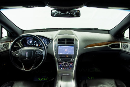 Продажа Lincoln MKZ II Рестайлинг 2.0 AT (249 л.с.) 2018 Черный в Автодом
