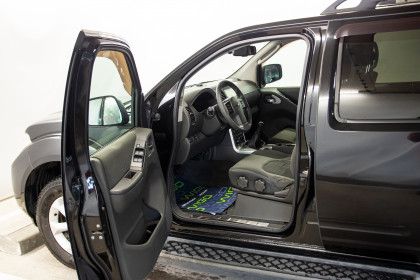 Продажа Nissan Pathfinder III Рестайлинг 2.5 MT (190 л.с.) 2010 Черный в Автодом