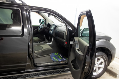 Продажа Nissan Pathfinder III Рестайлинг 2.5 MT (190 л.с.) 2010 Черный в Автодом