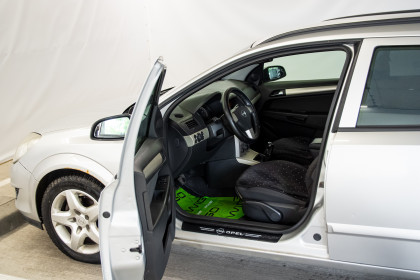 Продажа Opel Astra H Рестайлинг 1.2 MT (90 л.с.) 2007 Серебристый в Автодом
