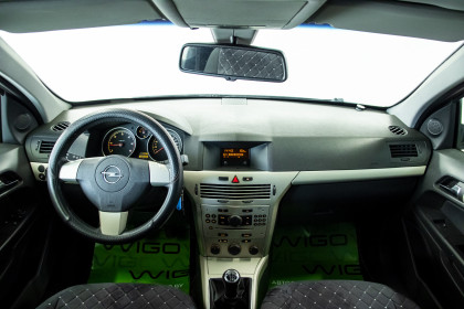 Продажа Opel Astra H Рестайлинг 1.2 MT (90 л.с.) 2007 Серебристый в Автодом