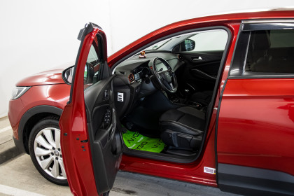 Продажа Opel Grandland I 1.5 MT (130 л.с.) 2019 Бордовый в Автодом