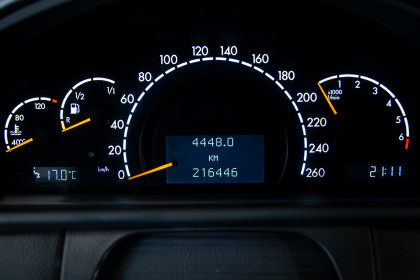 Продажа Mercedes-Benz CL-Класс II (C215) 500 5.0 AT (306 л.с.) 2001 Белый в Автодом