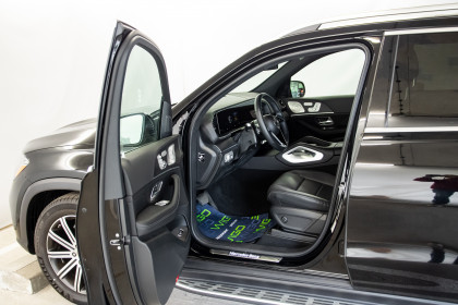 Продажа Mercedes-Benz GLE II (V167) Рестайлинг 350 2.0 AT (258 л.с.) 2025 Черный в Автодом