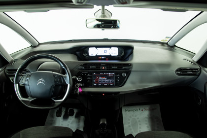 Продажа Citroen C4 SpaceTourer I 1.5 MT (131 л.с.) 2020 Зеленый в Автодом