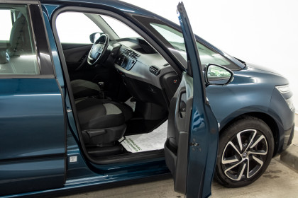 Продажа Citroen C4 SpaceTourer I 1.5 MT (131 л.с.) 2020 Зеленый в Автодом