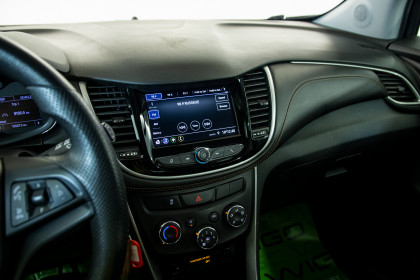 Продажа Chevrolet Trax I Рестайлинг 1.4 AT (140 л.с.) 2020 Белый в Автодом