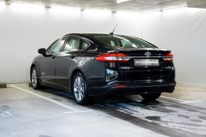 Продажа Ford Fusion (North America) II Рестайлинг 2.0 CVT (190 л.с.) 2016 Черный в Автодом