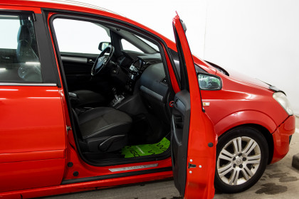 Продажа Opel Zafira B Рестайлинг 1.8 AMT (140 л.с.) 2008 Красный в Автодом