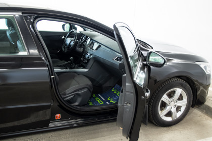 Продажа Peugeot 508 I Рестайлинг 2.0 MT (150 л.с.) 2015 Черный в Автодом