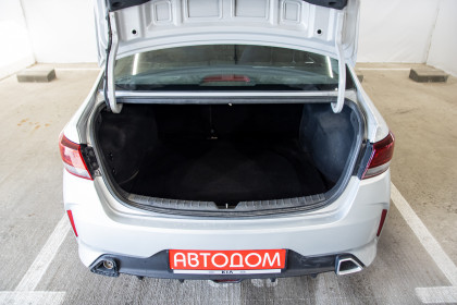 Продажа Kia Rio IV Рестайлинг 1.4 MT (100 л.с.) 2021 Серебристый в Автодом
