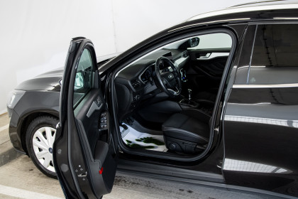 Продажа Ford Focus IV 1.5 MT (120 л.с.) 2020 Черный в Автодом