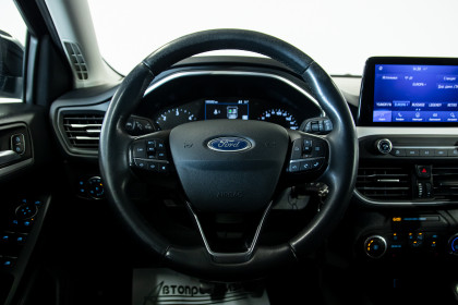 Продажа Ford Focus IV 1.5 MT (120 л.с.) 2020 Черный в Автодом