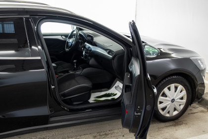 Продажа Ford Focus IV 1.5 MT (120 л.с.) 2020 Черный в Автодом