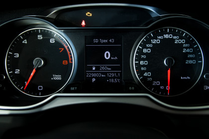Продажа Audi A4 IV (B8) Рестайлинг 1.8 CVT (120 л.с.) 2013 Черный в Автодом