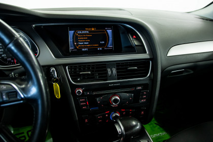 Продажа Audi A4 IV (B8) Рестайлинг 1.8 CVT (120 л.с.) 2013 Черный в Автодом