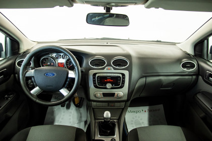 Продажа Ford Focus II Рестайлинг 1.4 MT (80 л.с.) 2011 Синий в Автодом