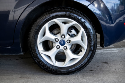 Продажа Ford Focus II Рестайлинг 1.4 MT (80 л.с.) 2011 Синий в Автодом
