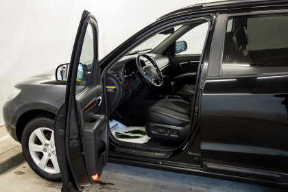 Продажа Hyundai Santa Fe II 2.2 MT (155 л.с.) 2006 Черный в Автодом