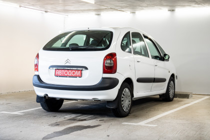 Продажа Citroen Xsara Picasso I 2.0 MT (90 л.с.) 2005 Белый в Автодом