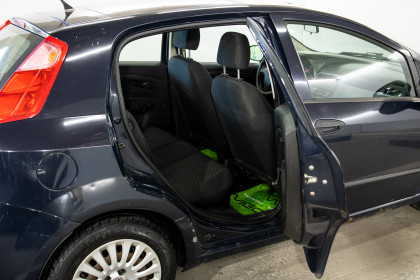 Продажа Fiat Punto III Grande Punto 1.4 MT (77 л.с.) 2009 Синий в Автодом