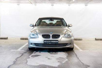 Продажа BMW 5 серии V (E60/E61) Рестайлинг 528i 3.0 AT (230 л.с.) 2008 Серый в Автодом