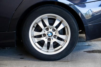 Продажа BMW 3 серии V (E90/E91/E92/E93) 330i 3.0 MT (258 л.с.) 2005 Синий в Автодом