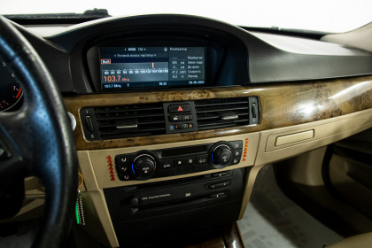 Продажа BMW 3 серии V (E90/E91/E92/E93) 330i 3.0 MT (258 л.с.) 2005 Синий в Автодом