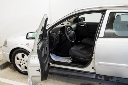 Продажа Opel Astra G 2.2 MT (125 л.с.) 2003 Серебристый в Автодом