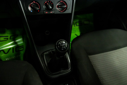 Продажа Volkswagen Polo V 1.6 MT (105 л.с.) 2013 Серебристый в Автодом
