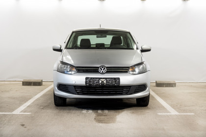 Продажа Volkswagen Polo V 1.6 MT (105 л.с.) 2013 Серебристый в Автодом