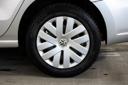 Продажа Volkswagen Polo V 1.6 MT (105 л.с.) 2013 Серебристый в Автодом