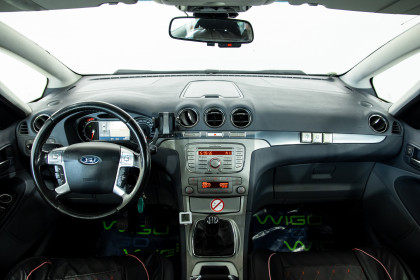 Продажа Ford S-MAX I 2.0 MT (145 л.с.) 2007 Черный в Автодом