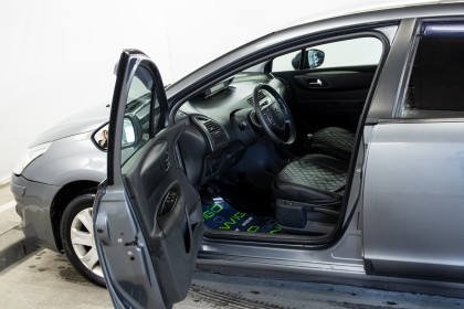 Продажа Citroen C4 I Рестайлинг 1.6 MT (110 л.с.) 2010 Серый в Автодом