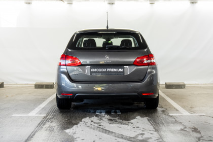 Продажа Peugeot 308 II Рестайлинг 1.5 AT (131 л.с.) 2019 Серый в Автодом