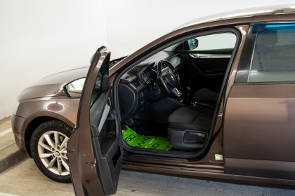 Продажа Skoda Octavia III (A7) 1.2 MT (105 л.с.) 2013 Коричневый в Автодом